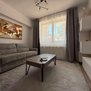 Garsonieră modernă și funcțională în Ploiești – Strada Frăției 7